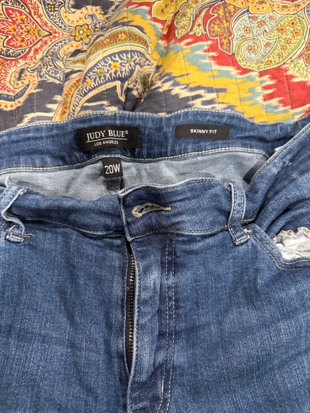 Distressed Blue Women's Jeans with Frayed Hem - Picture 3 of 3